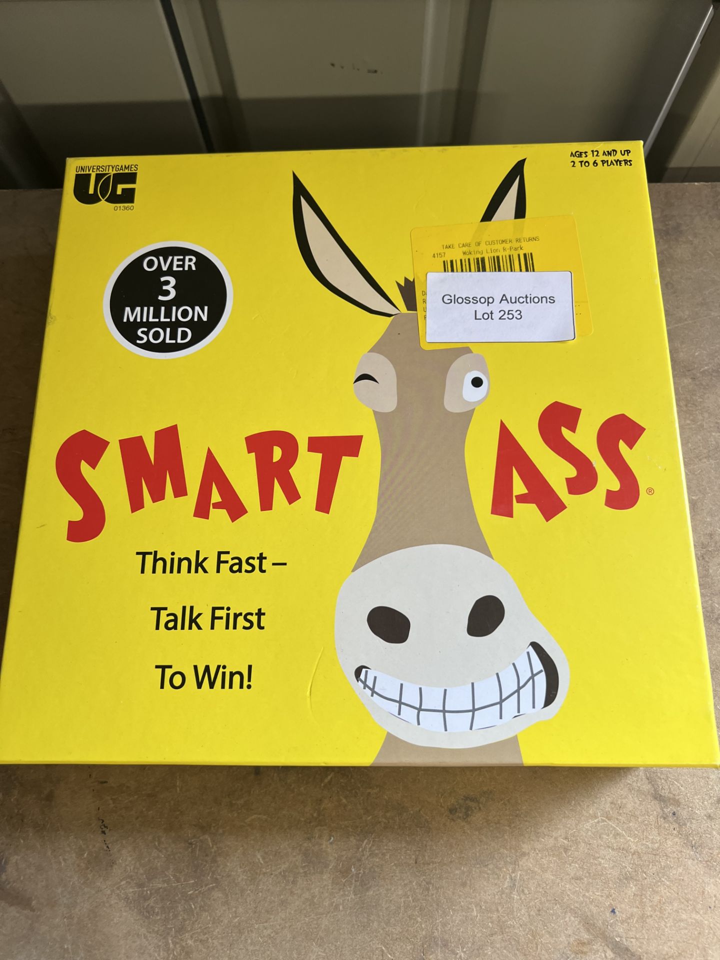 Smart Ass Board Game. RRP £19.99 - GRADE U