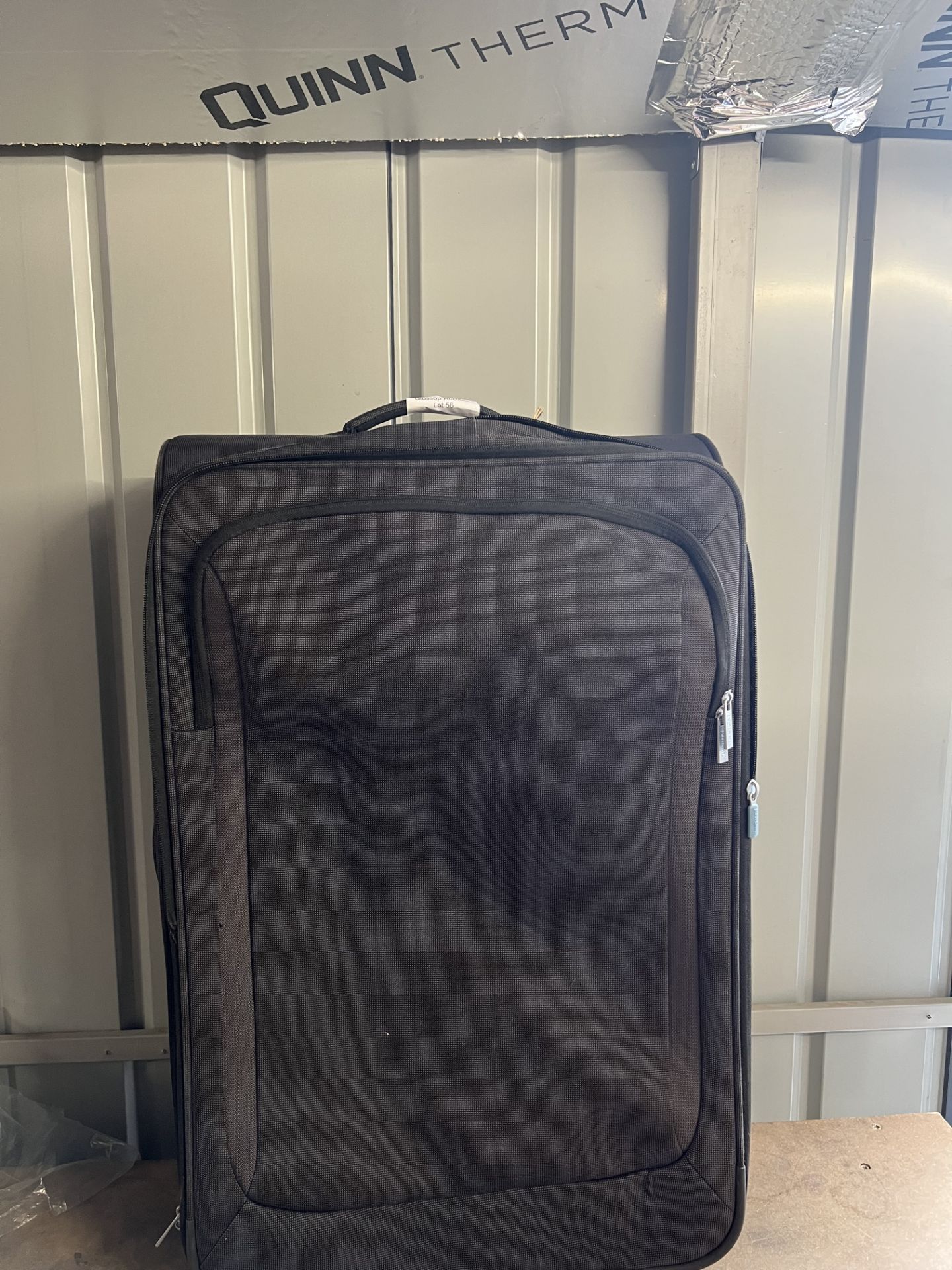 John Lewis Medium Size Suitcase. RRP £149.99 - GRADE U
