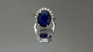 Beautiful 7.90Ct Natural Ceylon Blue Sapphire with Natural Diamonds & 18k W Gold