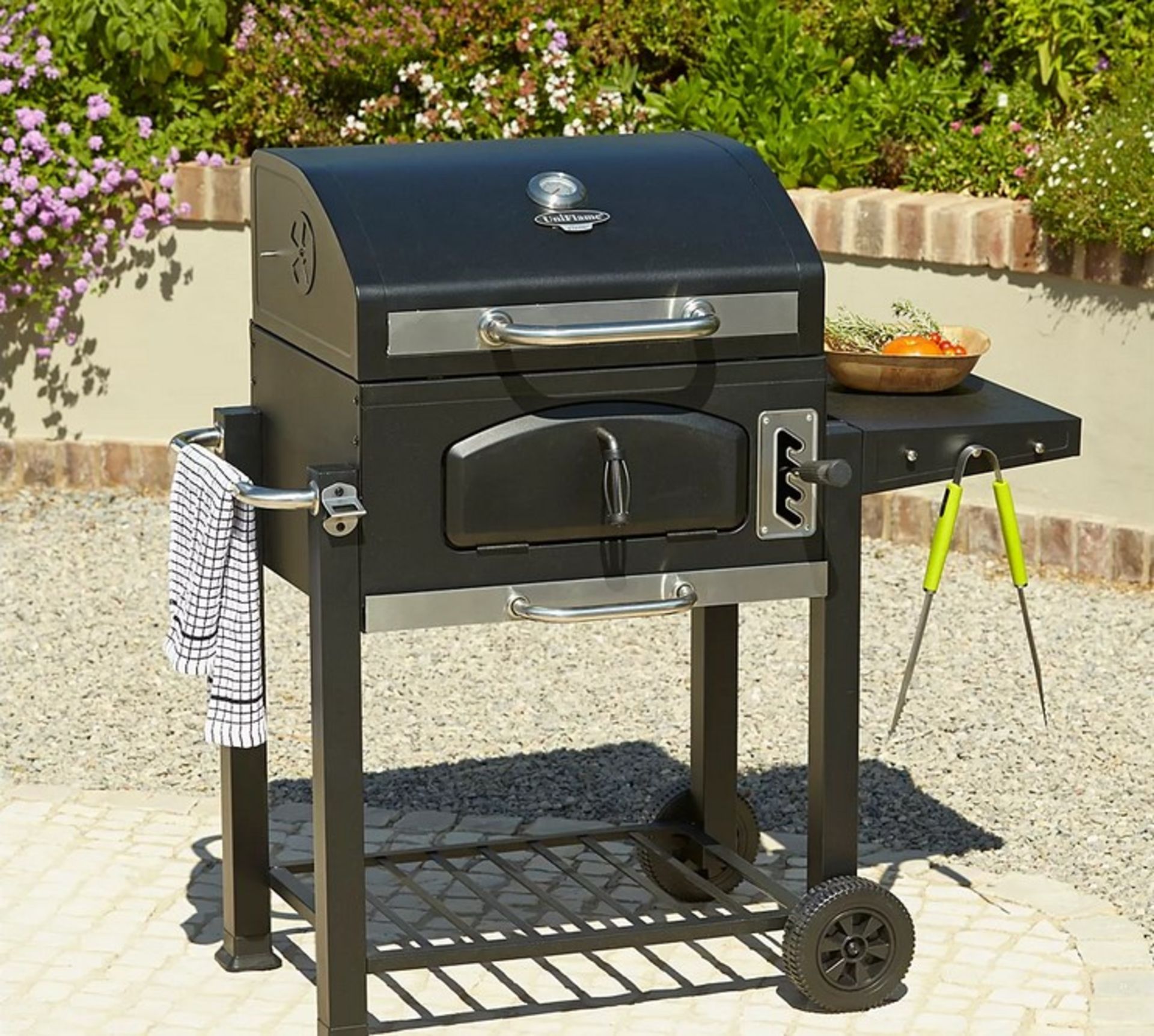 (7/P) RRP £139. Uniflame Classic 60cm American Charcoal Grill. Cooking Area 2,365 cm2 (W55.4 x D... - Image 6 of 9