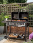 (14/P) RRP £219. Uniflame Classic Gas & Charcoal Combination Grill. 45x42cm/40x42cm Cooking Surfa...