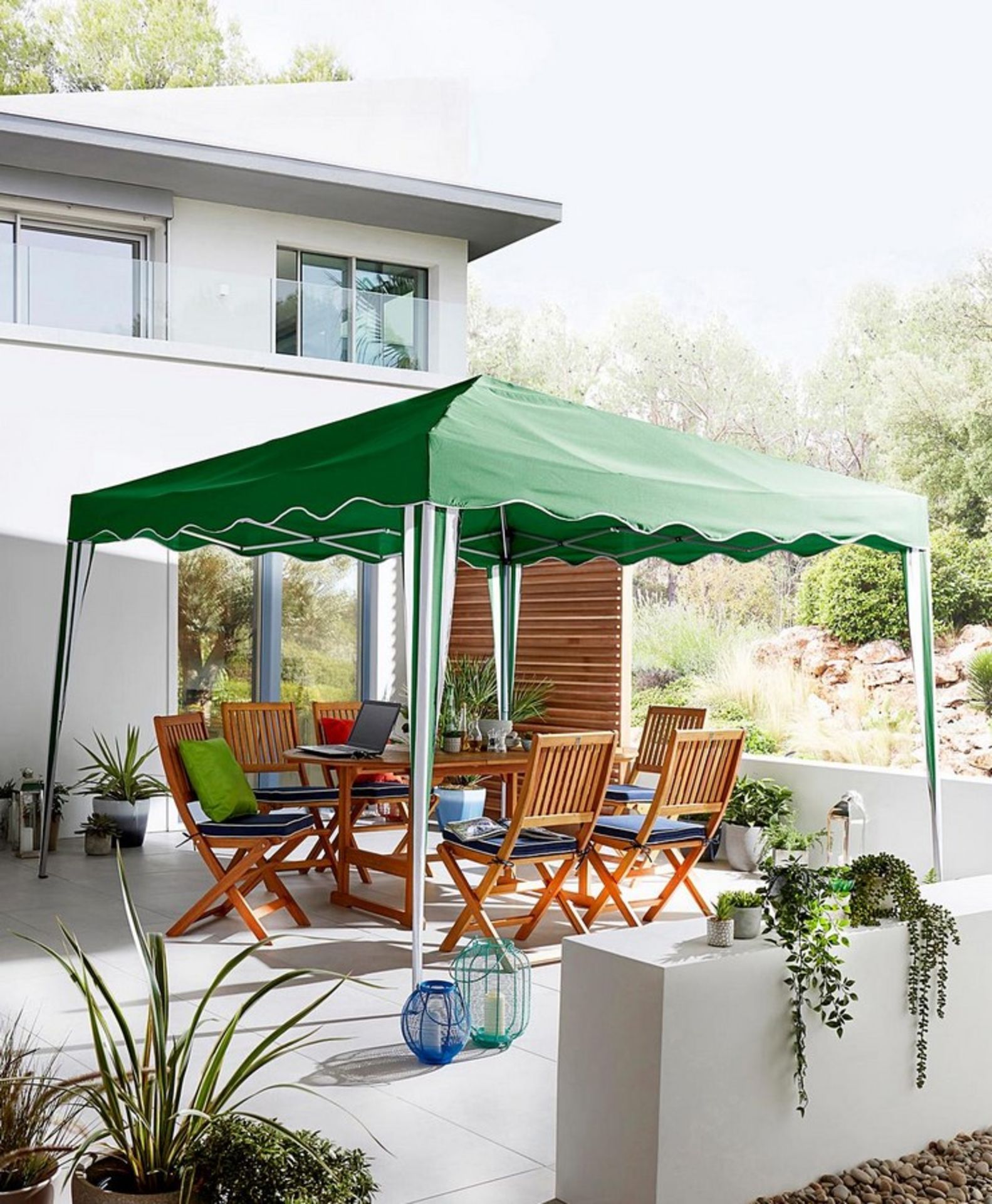 (58/Mez/R1D) RRP £89. 3x3M Pop Up Garden Gazebo Green. Powder Coated Steel Frame. Polyester Cover... - Image 4 of 5