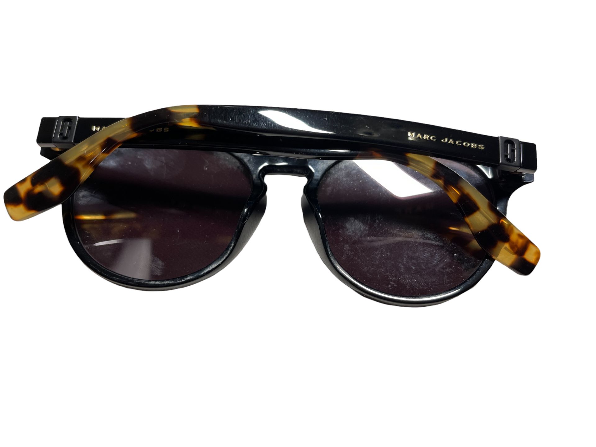 Marc Jacobs Ladies Sunglasses - Ex Demo or Surplus Stock from our Private Jet Charter - Image 10 of 10