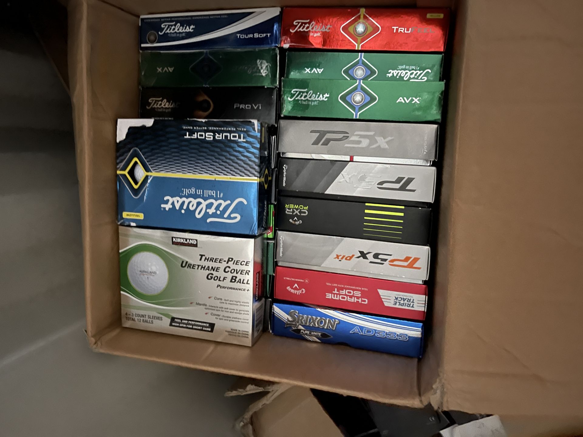 Unclaimed Baggage from our Private Jet Charter - Boxed Golf balls, 12 balls per box, 20 boxes - Image 5 of 5