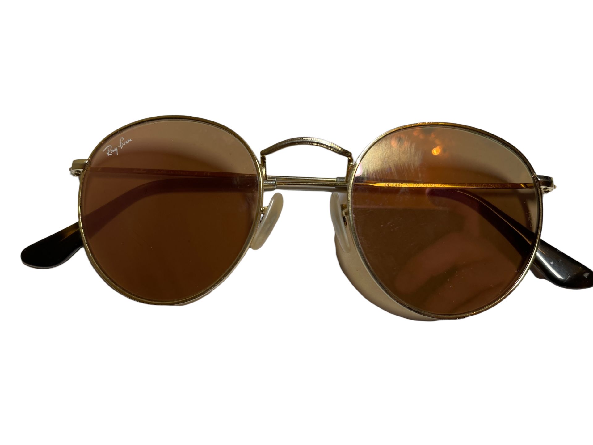 Ray-Ban Round Metal Sunglasses with Case RRP £137 - Ex Demo/SurplusStock from Private Jet Charter - Image 2 of 3