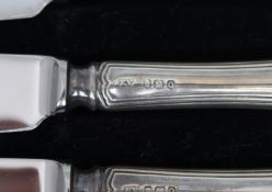 Cased Set of 6 Dessert Knives Sheffield 1931