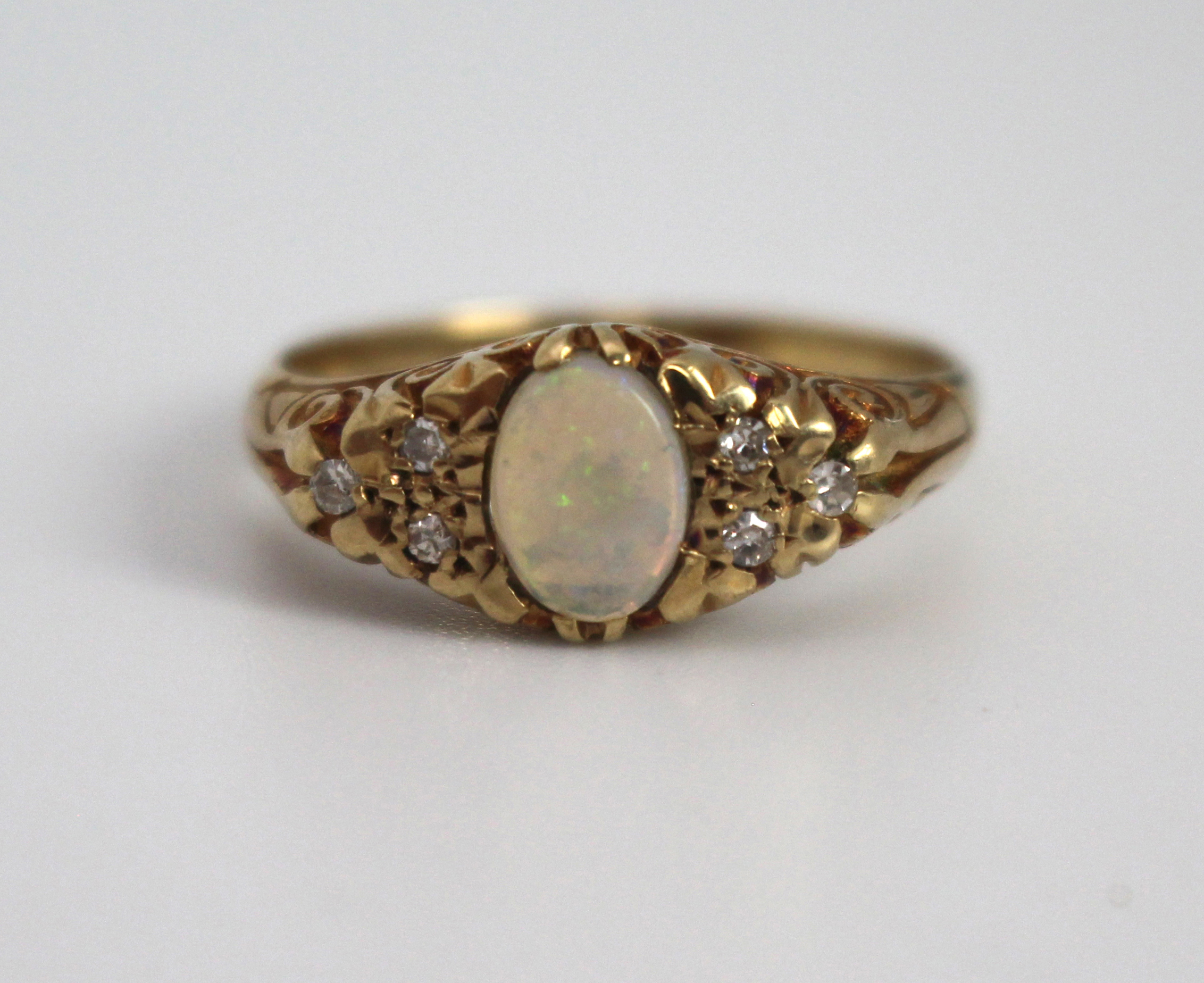 Opal & Diamond 9ct Gold Ring - Image 4 of 4