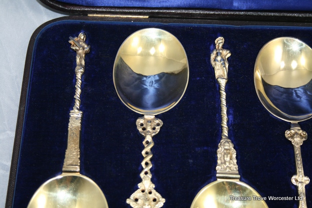 Cased Set of Six Silver Gilt Apostle Serving Spoons 1895 - Image 3 of 7
