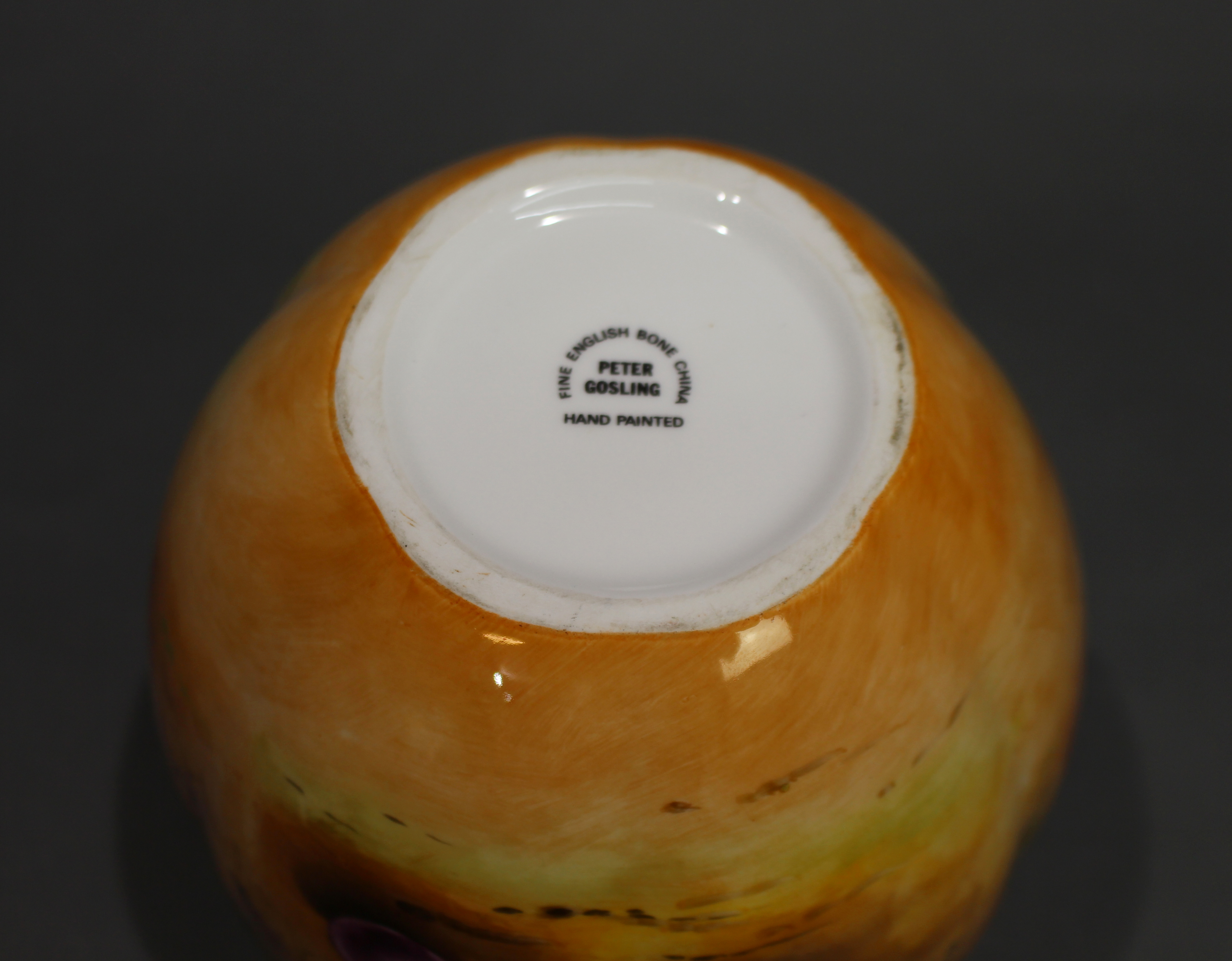 Peter Gosling Hand Painted Fruit Vase - Image 3 of 5