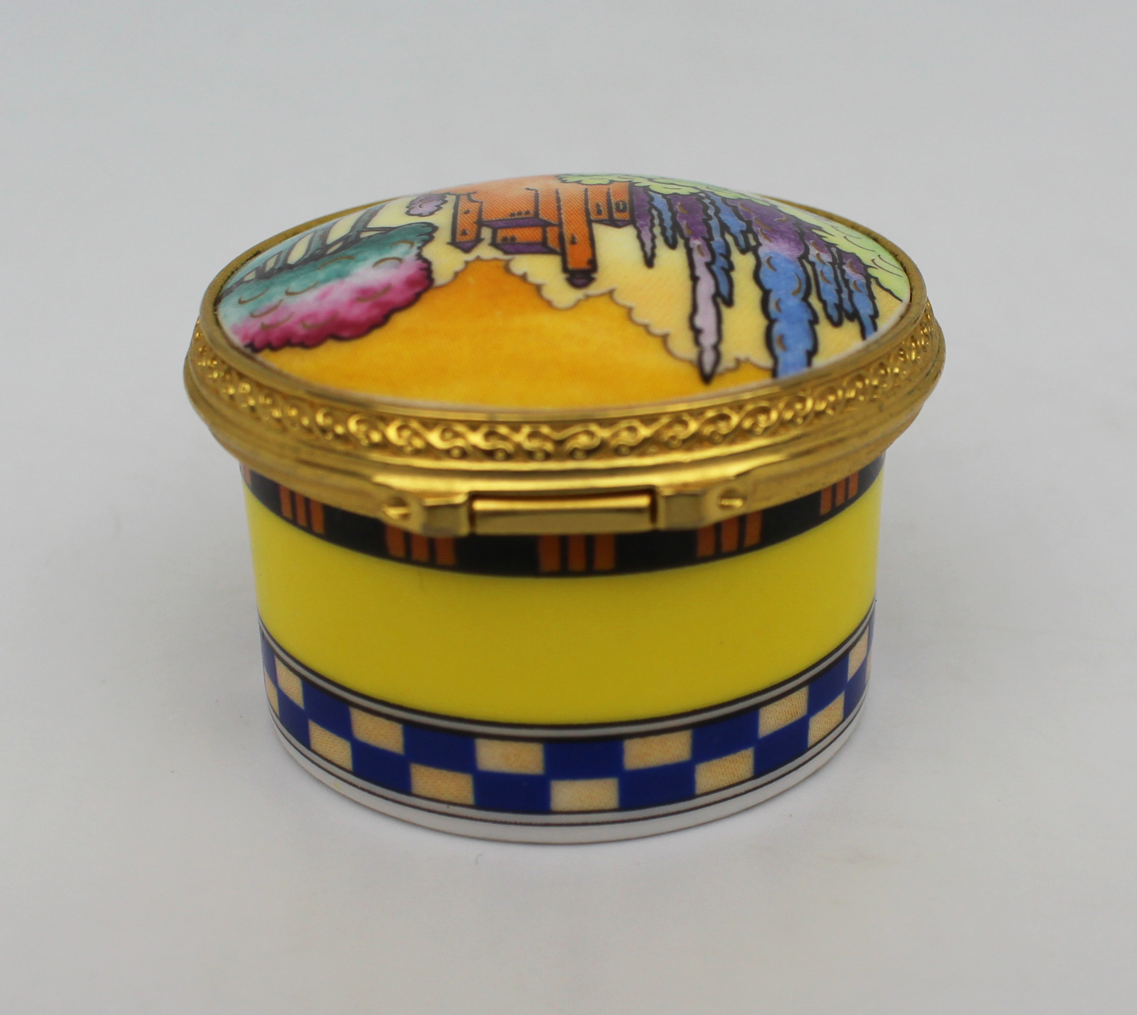 Royal Worcester Castles in the Air Connoisseur Collection Pill Box - Image 3 of 5