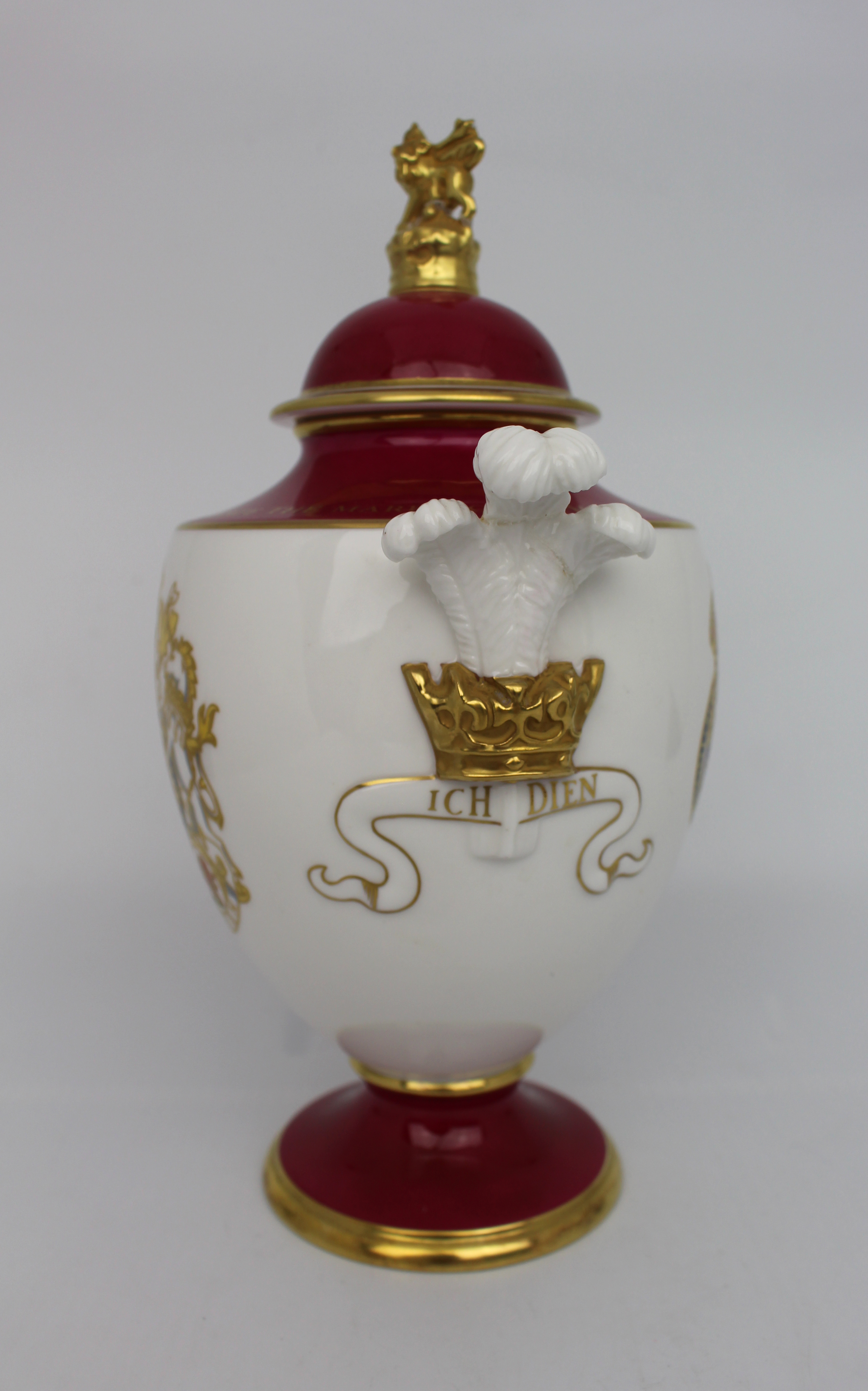 Royal Worcester Royal Marriage Vase - Image 5 of 6