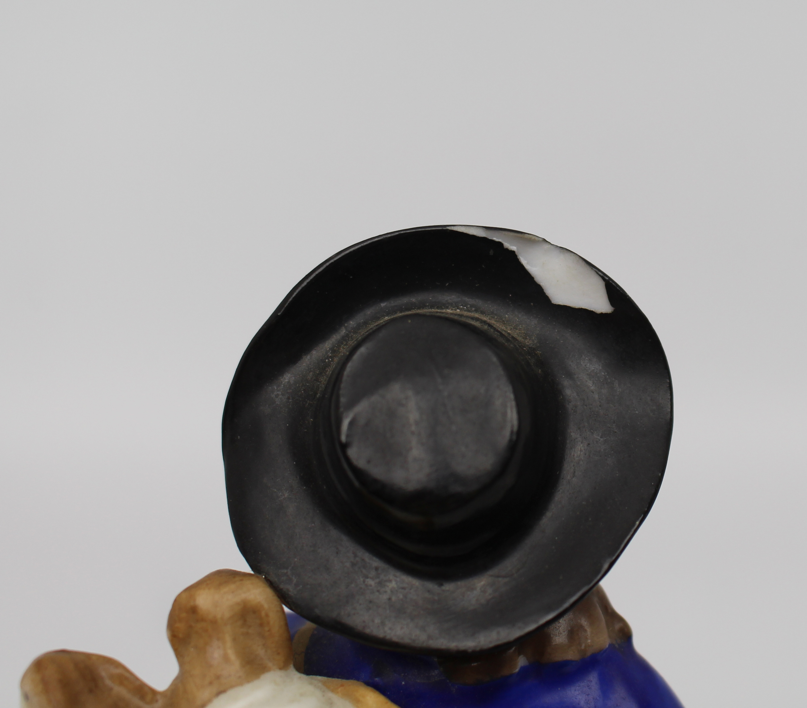 Vintage Sitzendorf Figurine - Image 5 of 5