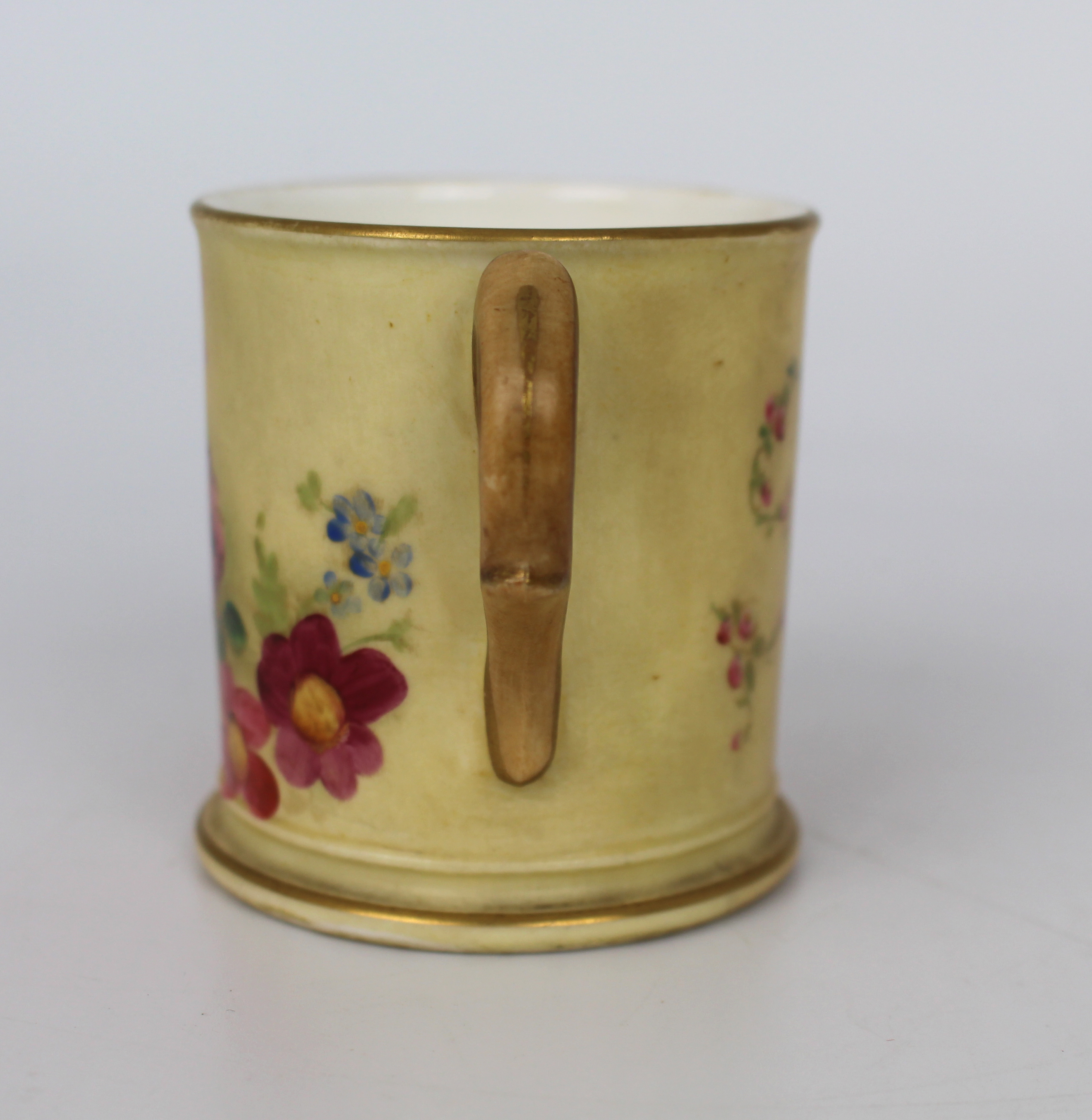 Edwardian Royal Worcester Small Two Handled Blush Cup - Image 4 of 7