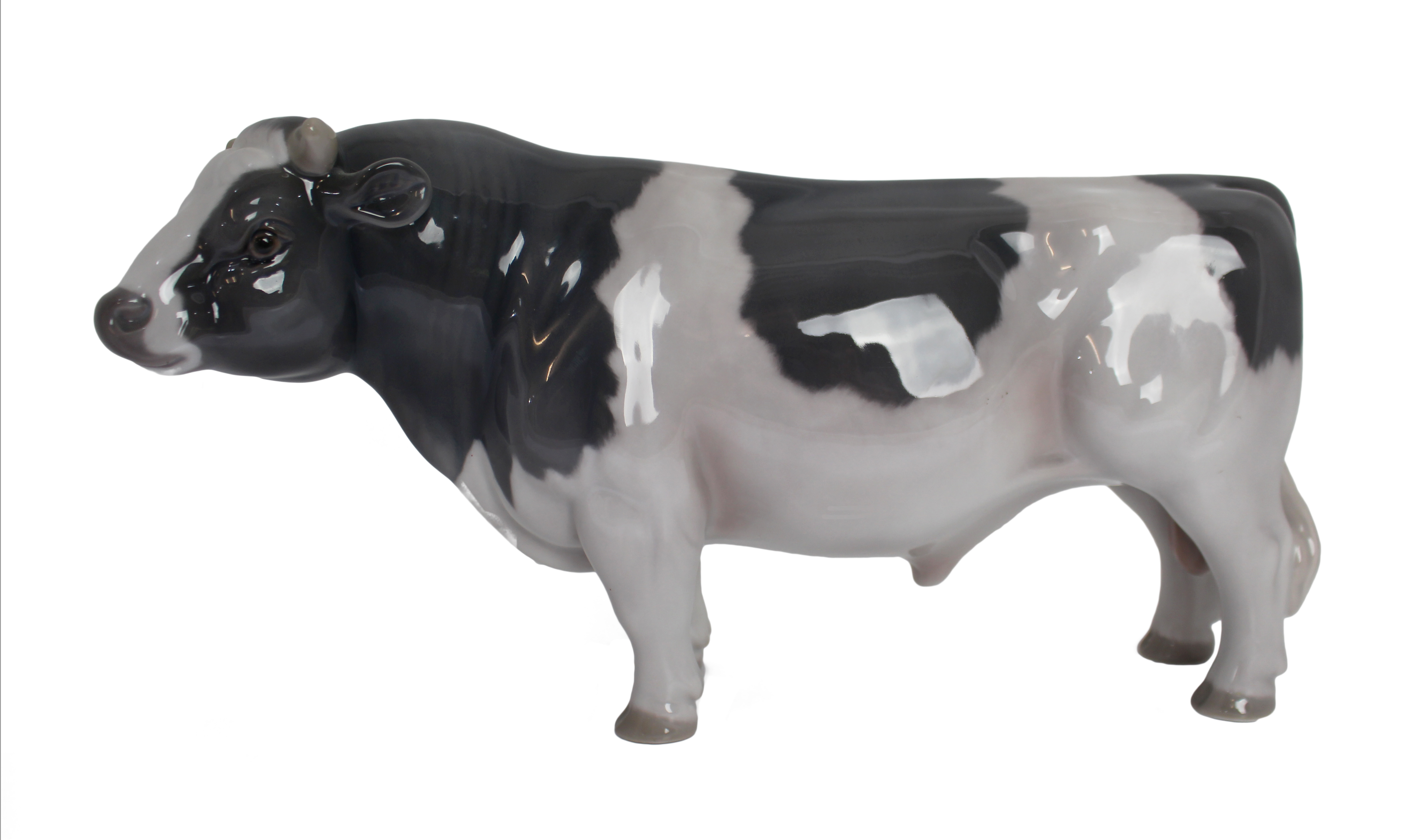 Bing & Grøndahl Copenhagen Denmark Porcelain Bull Sculpture #2121