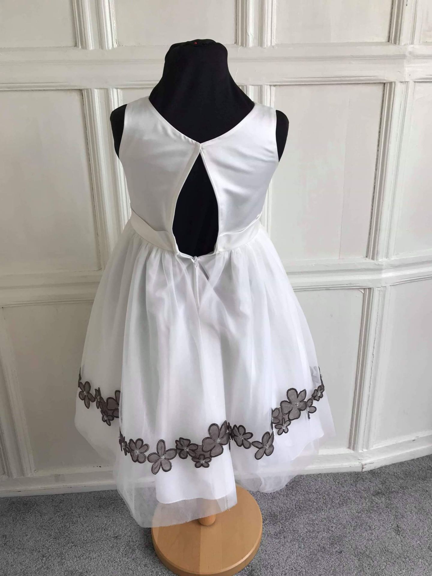 Alfred Angelo Flowergirl Dress Age 6 - Image 2 of 6