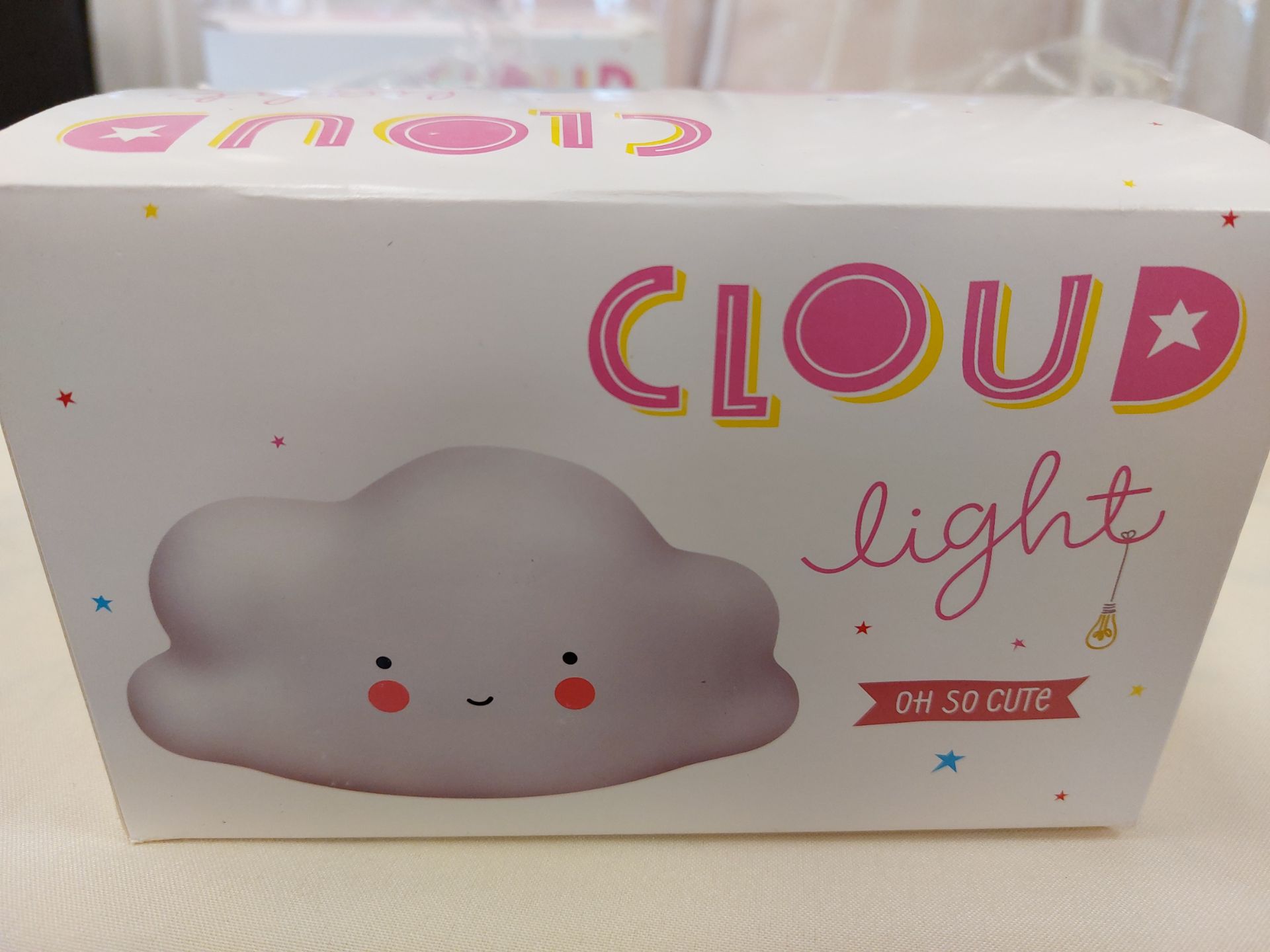 4 x Cloud Light - Mainly White