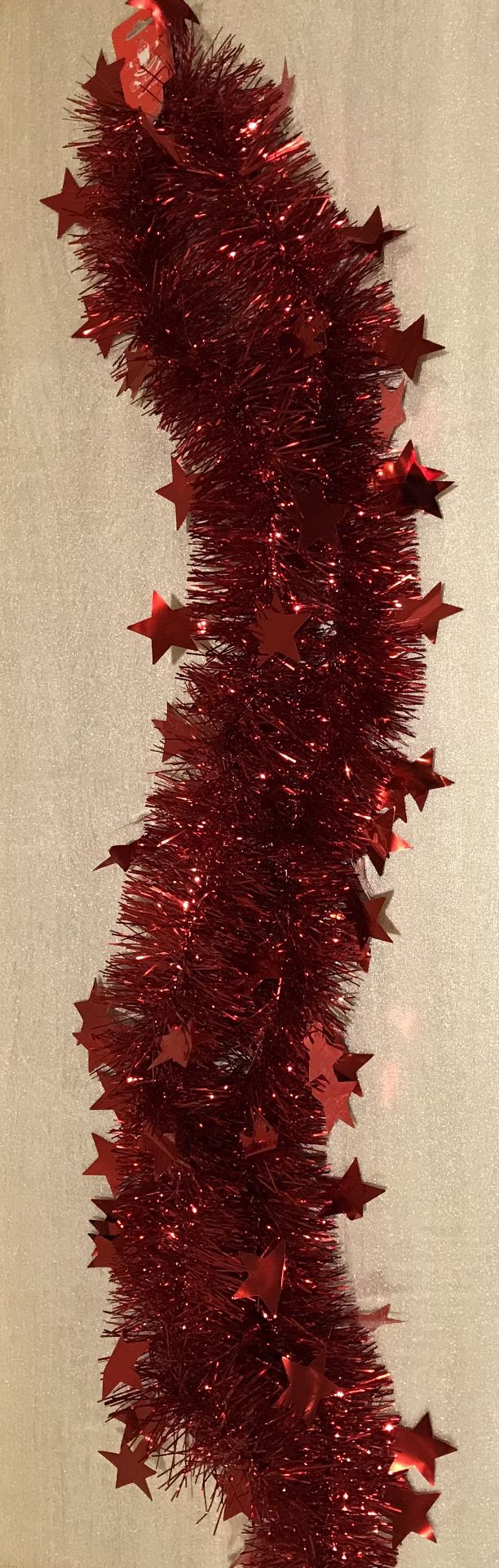 500 X Tinsel With Stars 1.8M Long 5 Colours Gold, Silver, Red, Blue, Green - Image 5 of 6