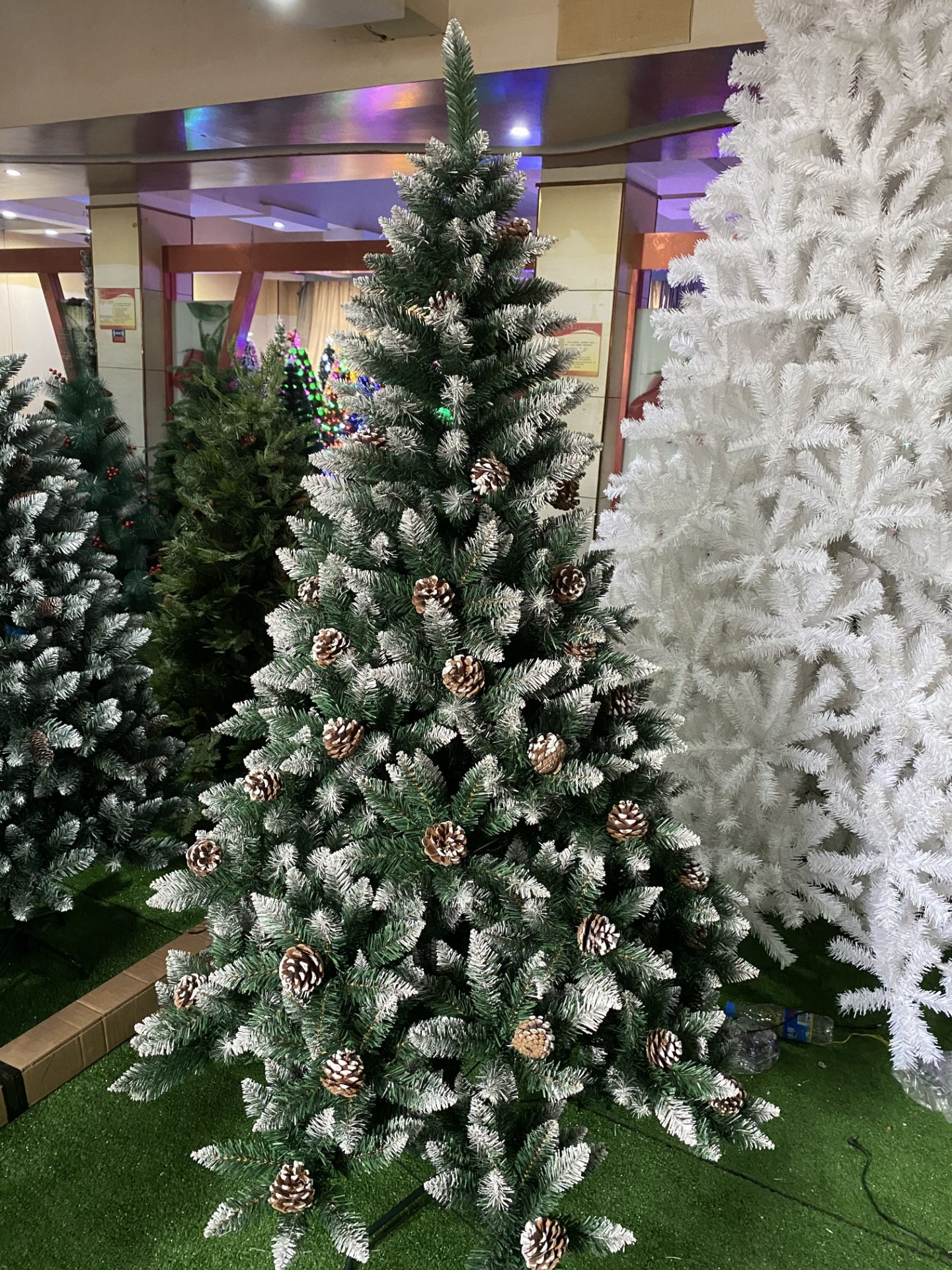 5 x Christmas Tree Artificial with Snow Frosted Tips and Pine Cones 5ft - Image 4 of 4