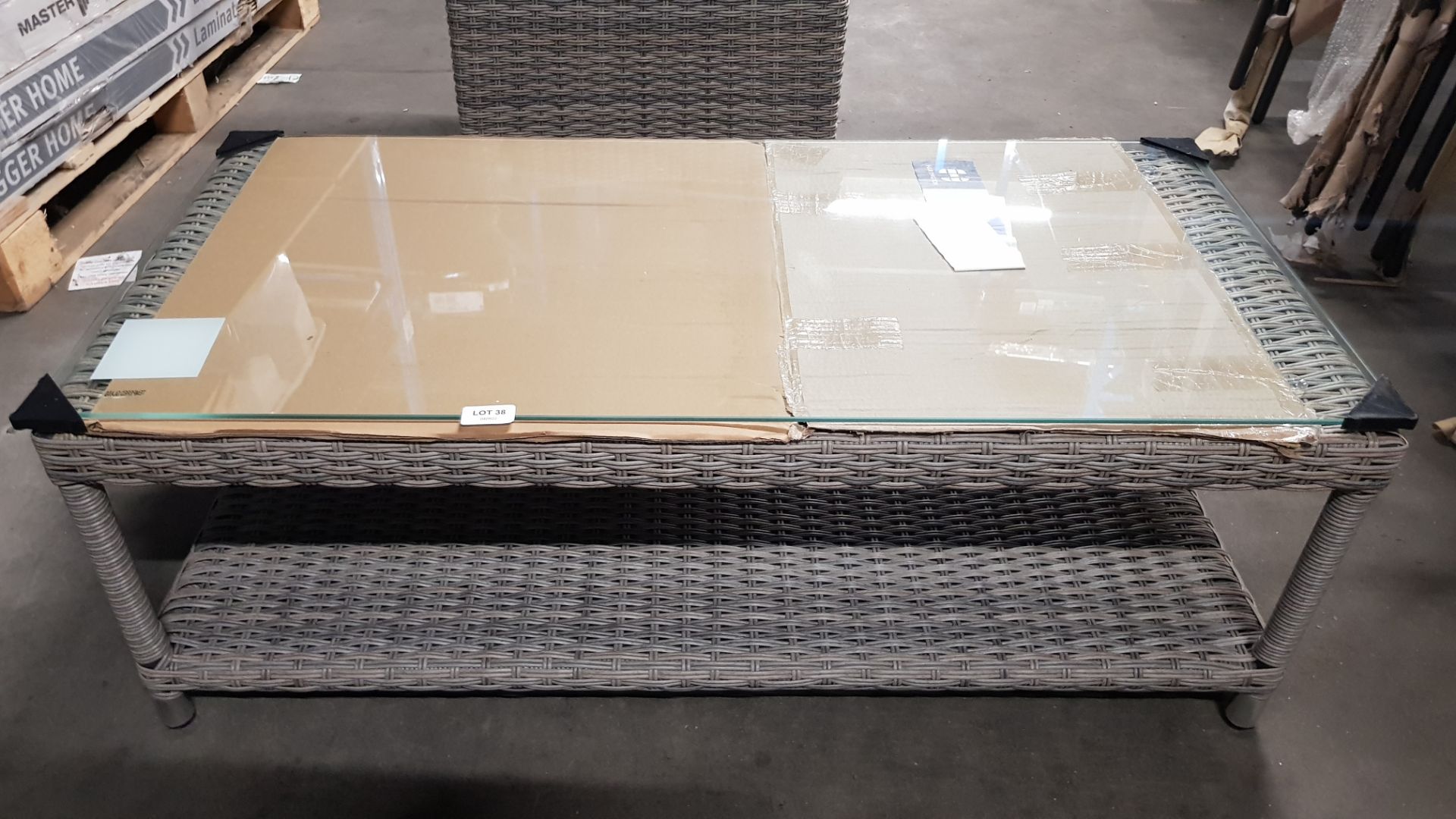 (38/5F) Lot RRP £150. 2x Hartington Florence Collection Items. 1x Coffee Table With Glass Table T... - Image 6 of 7