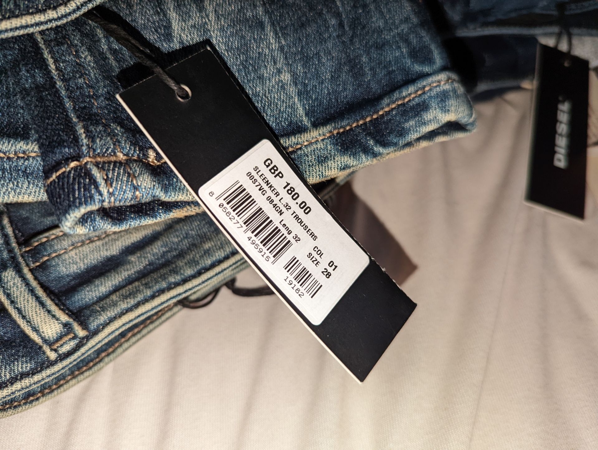 21 Brand New Men's/Women's Diesel Jeans - Image 6 of 6