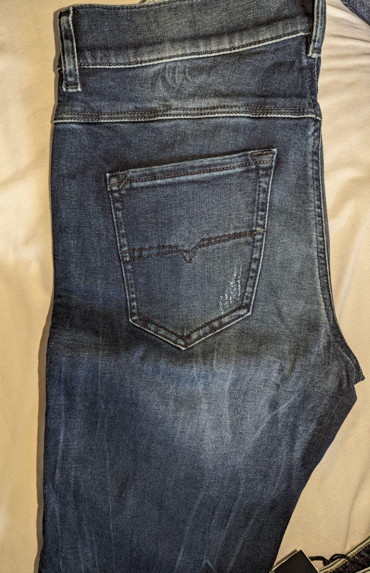 21 Brand New Men's/Women's Diesel Jeans - Image 5 of 6