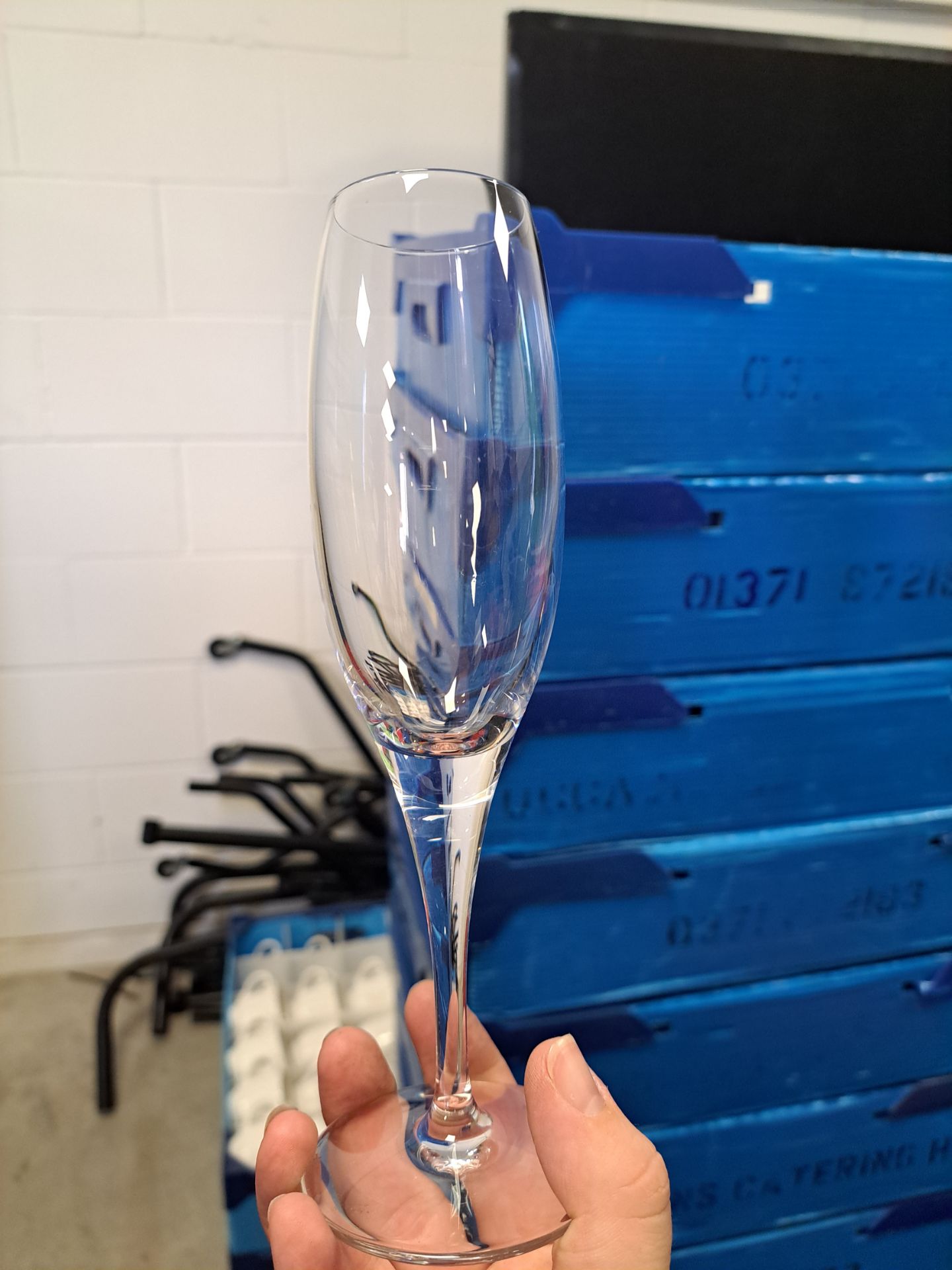 (Lot 114) 336 x Champagne Flute