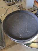 (Lot 78) 11 x Round Non Slip Tray