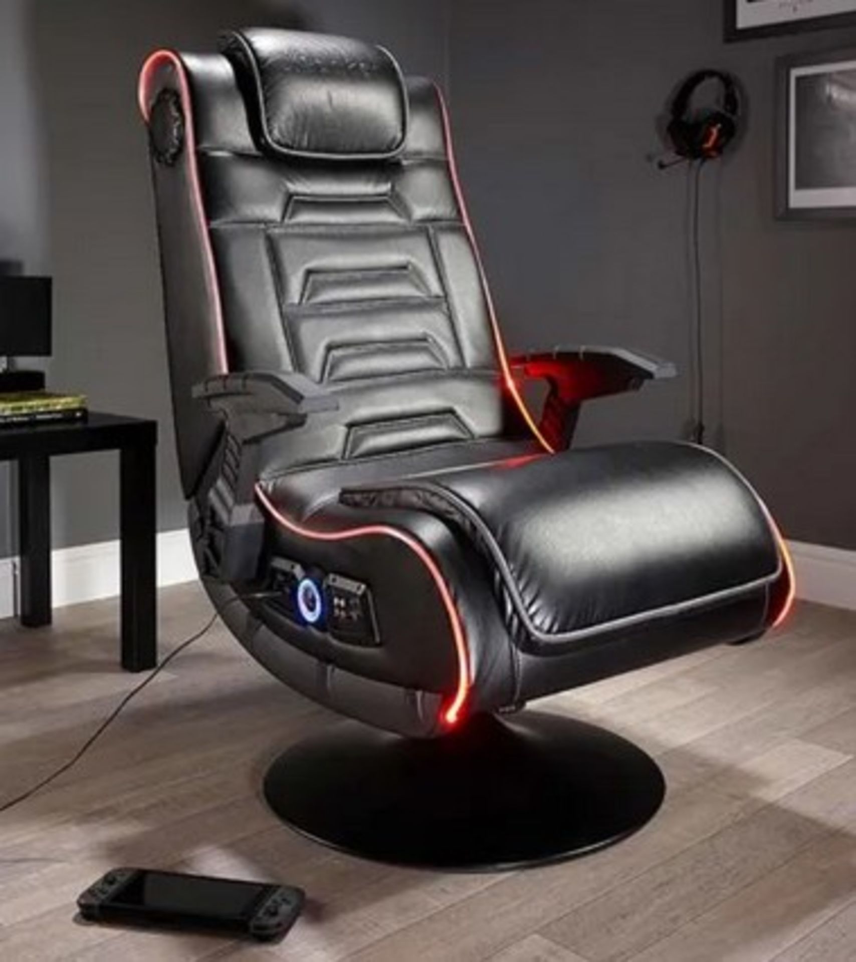 (8/P) RRP £299. X Rocker Evo Pro 4.1 LED Light Up Gaming Chair. Approx Dimensions: (H1080x W635x...