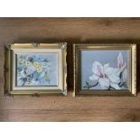 Still life Pair flowers oil on canvas set within gild wooden gilded frames