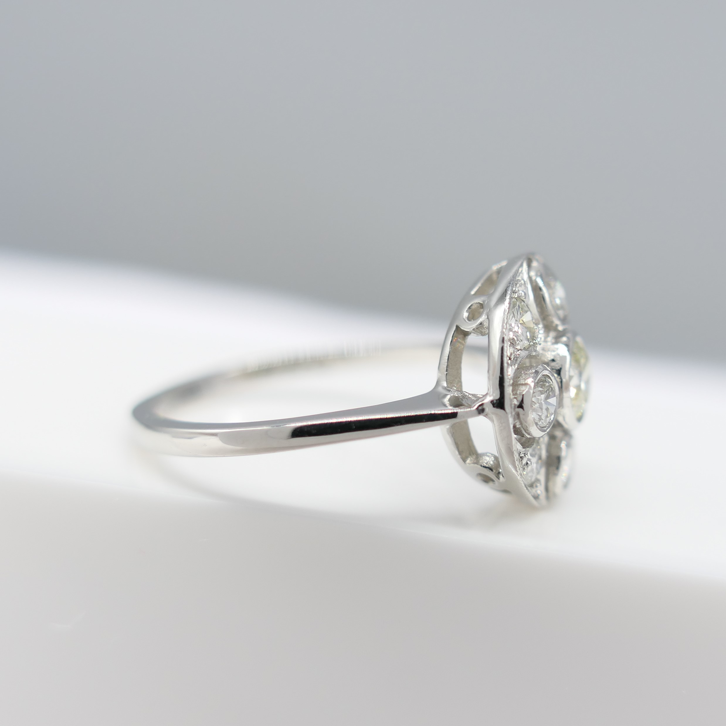 A Vintage-Style Platinum And 0.60Ct Diamond Cluster Ring - Image 7 of 8