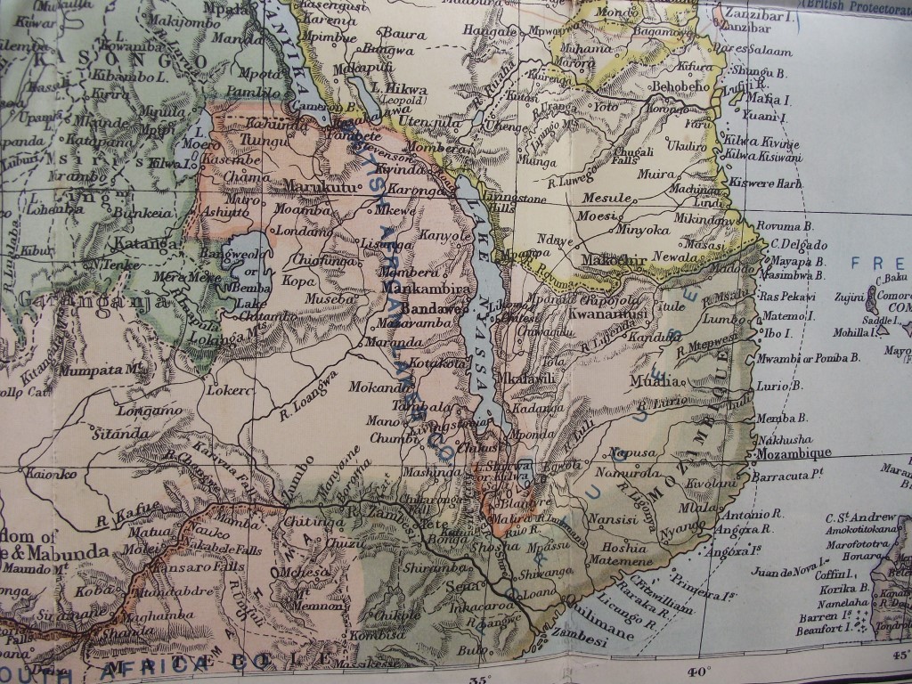 Philip's Popular Map of Central Africa - Anglo-German Agreement June 1890 - Bild 13 aus 16