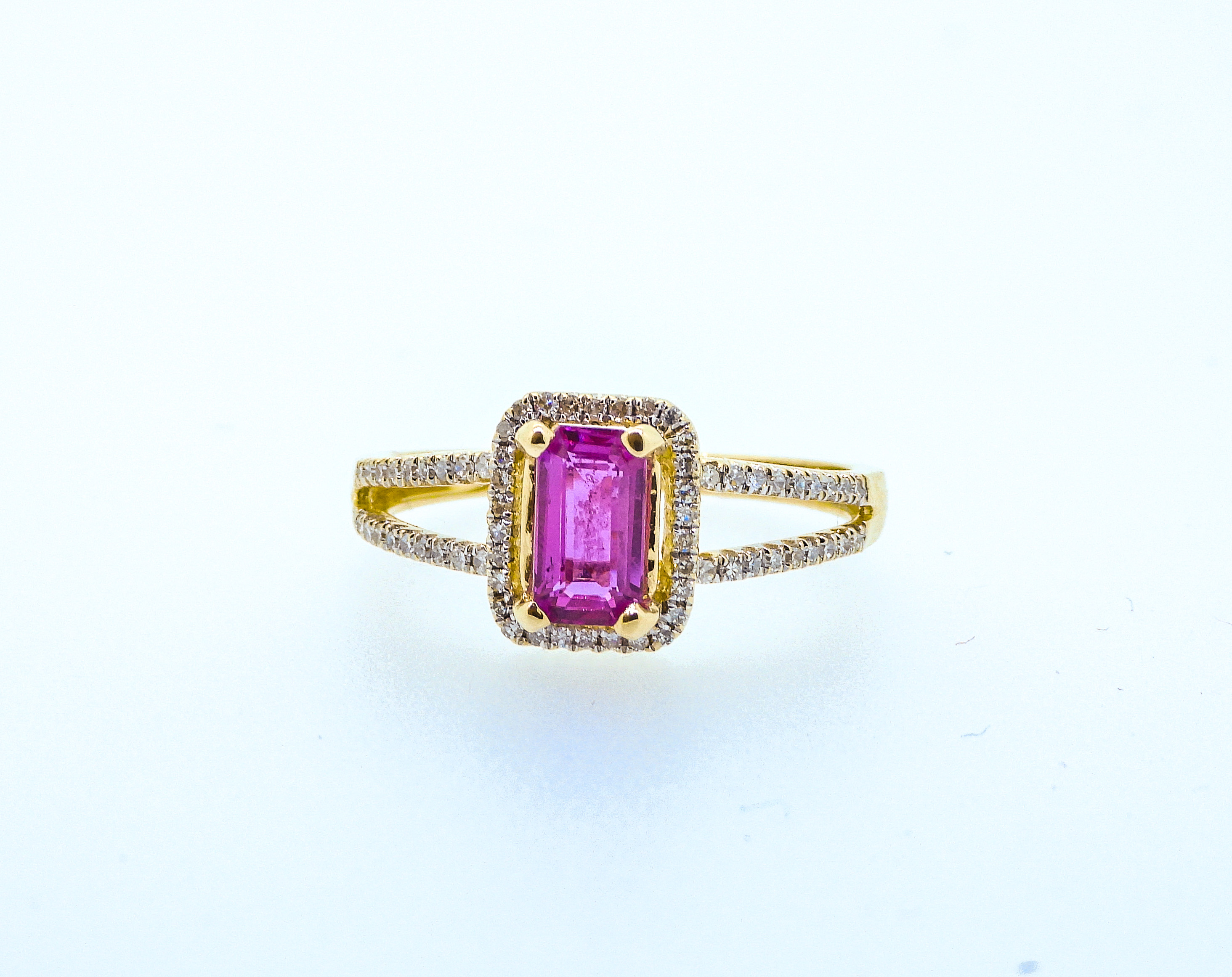 Certified 1.45 ct Untreated Pinkish / Red , Natural Ruby & Diamonds Ring - Image 2 of 5