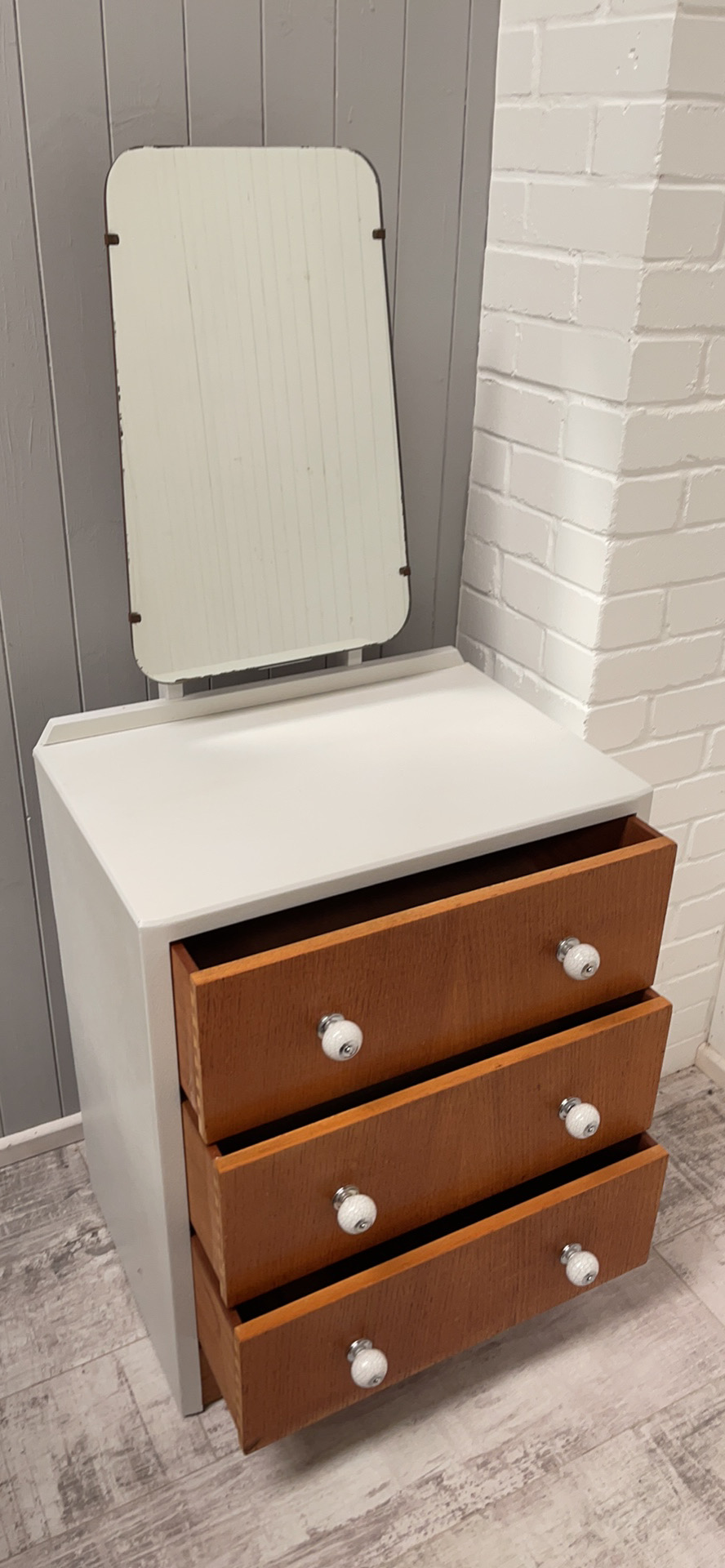 Mid-century teak dressing table with mirror, c1950s. New Porcelain handles. - Image 2 of 10