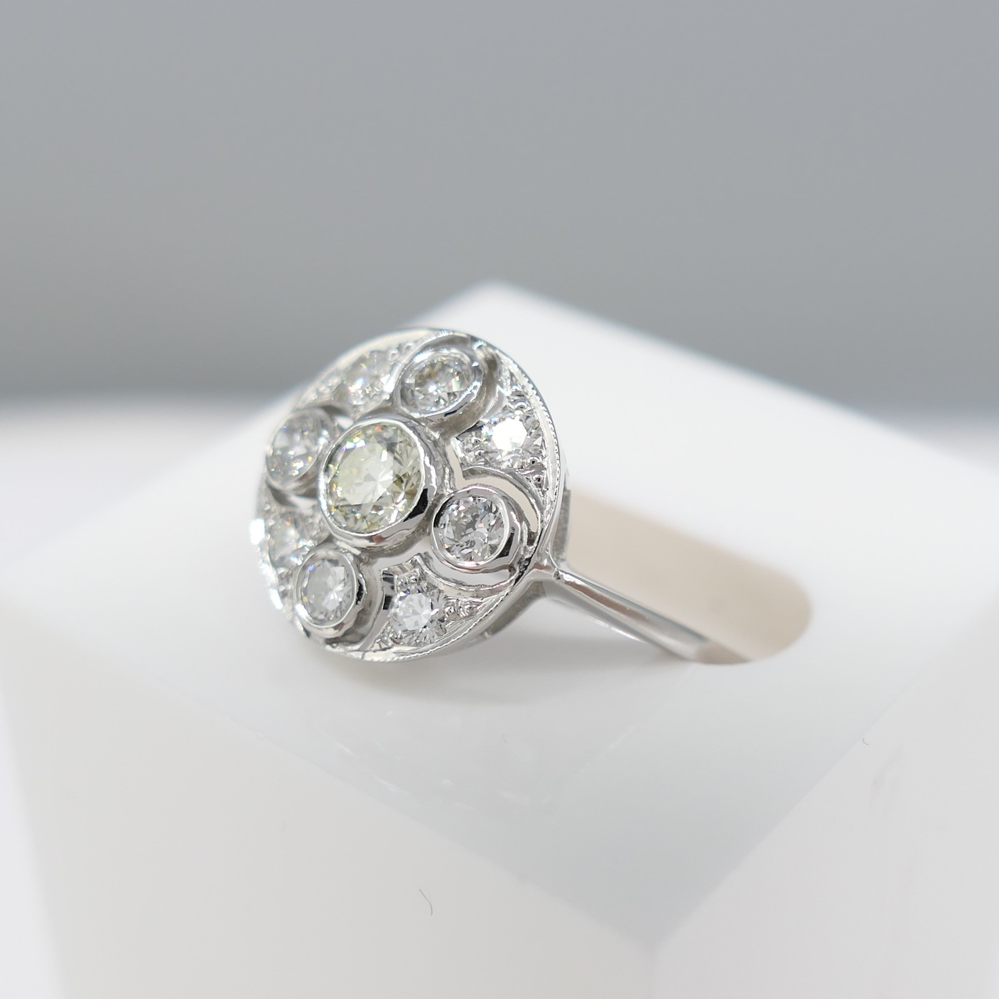 A Vintage-Style Platinum And 0.60Ct Diamond Cluster Ring - Image 4 of 8