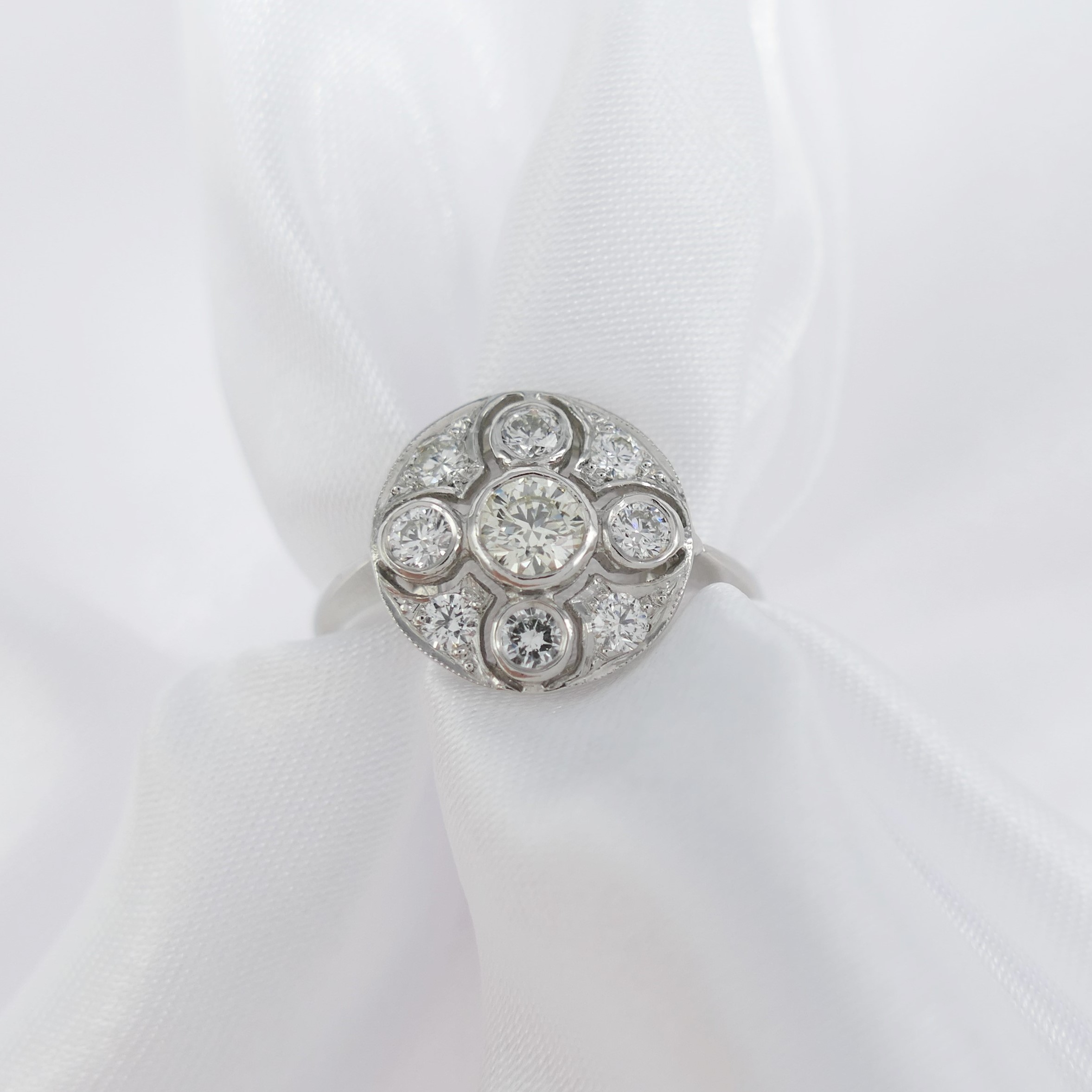 A Vintage-Style Platinum And 0.60Ct Diamond Cluster Ring - Image 8 of 8