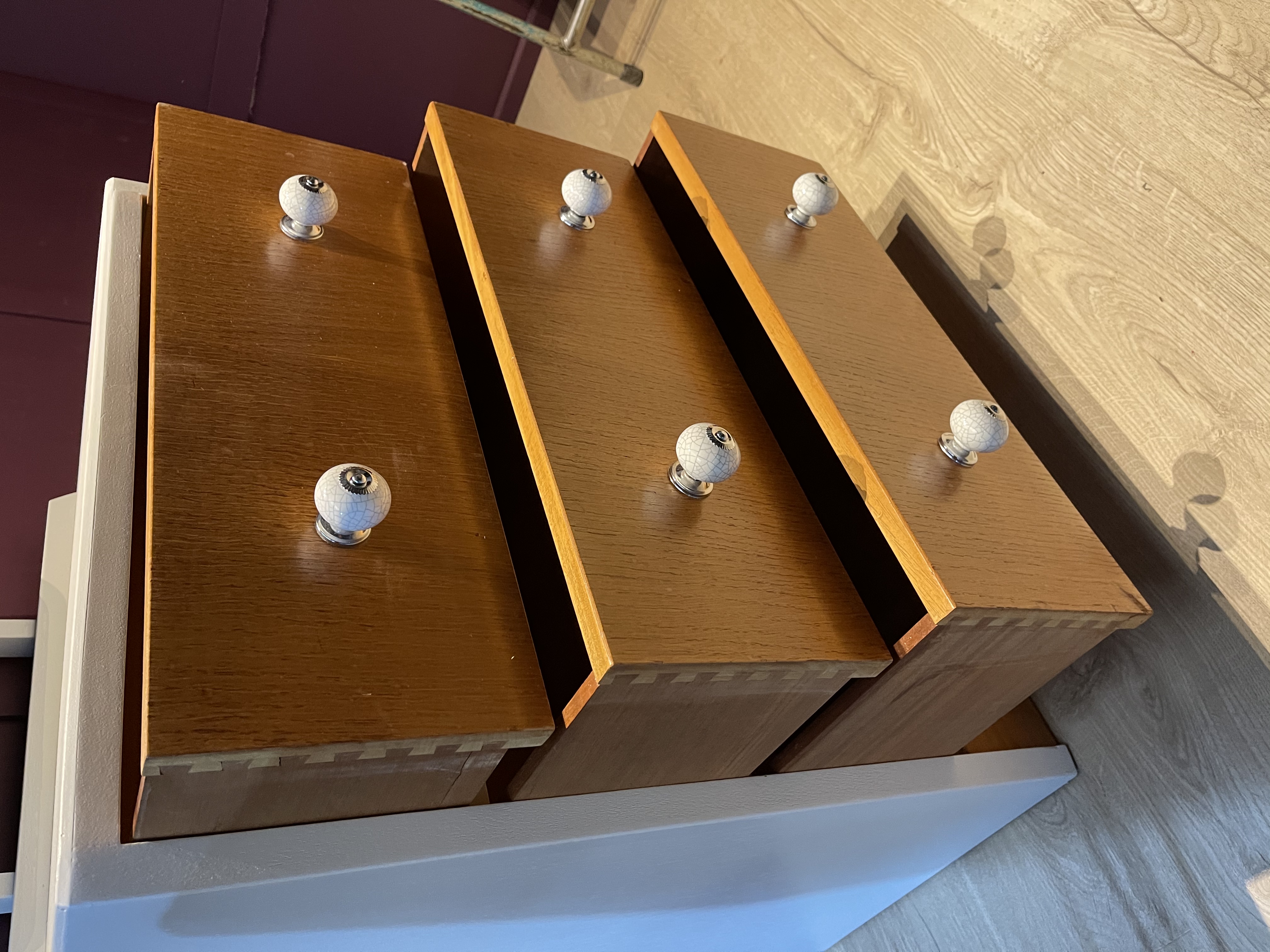 Mid-century teak dressing table with mirror, c1950s. New Porcelain handles. - Image 3 of 10