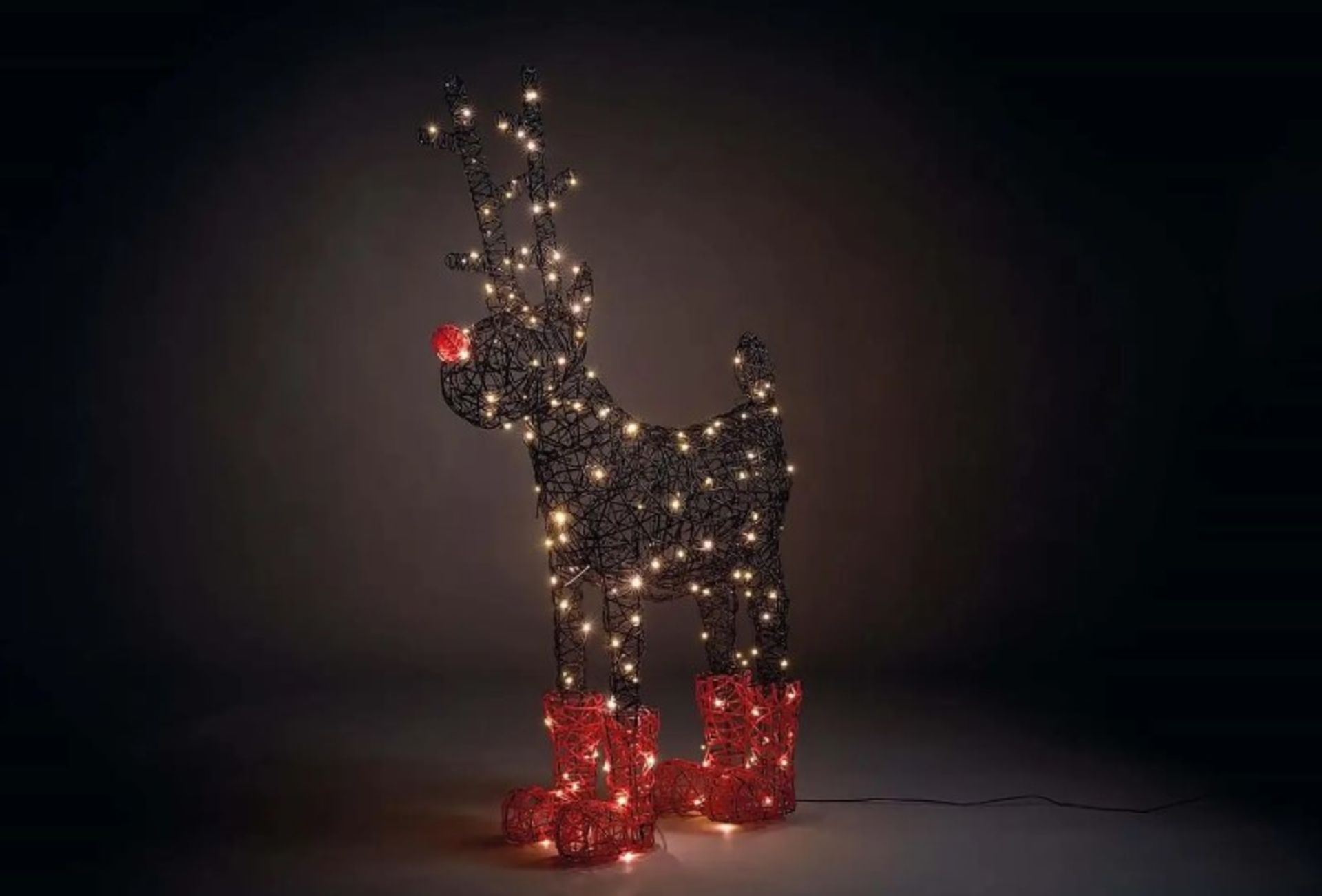 (146/6I) Lot RRP £ 265. 2x Christmas Items. 1x Rudolph Rattan Effect LED Warm White Silhouette Ma... - Image 3 of 8