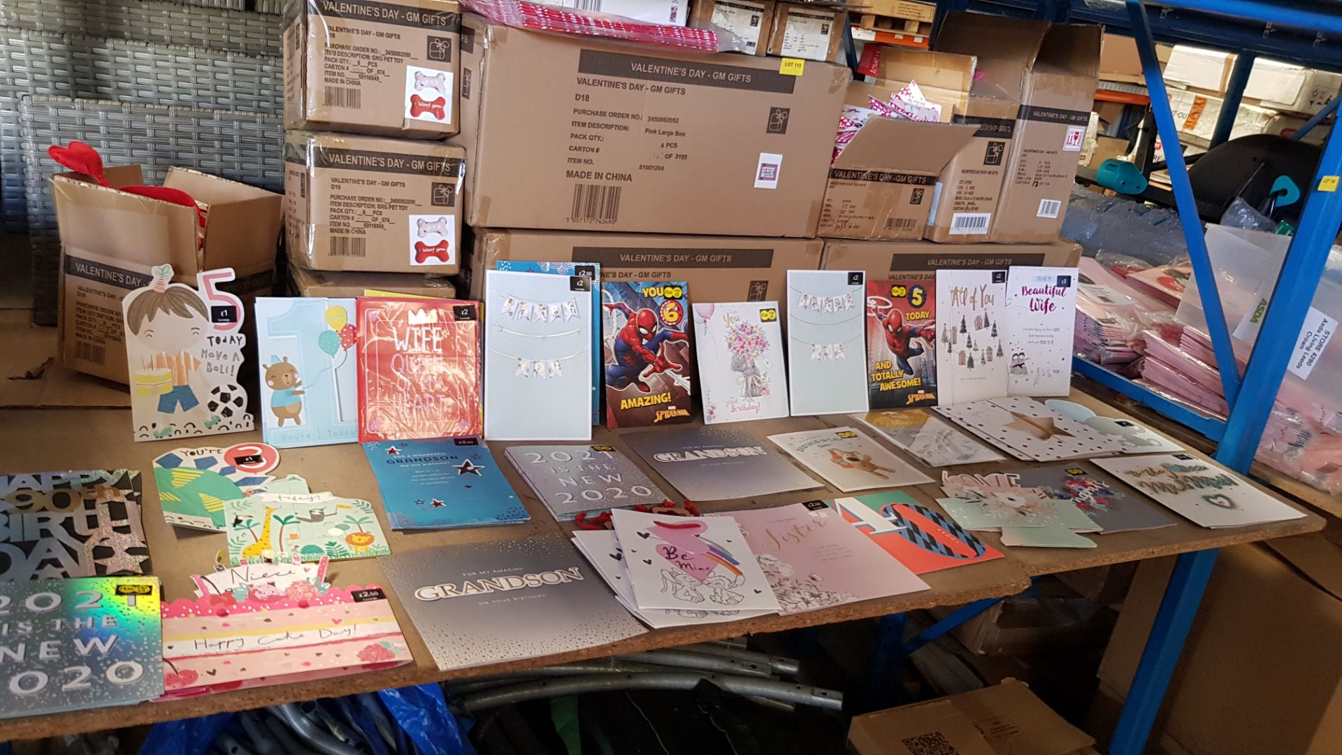 (136/2F) A Quantity Of Mixed Greeting Cards & Envelopes RRP £1-£4 Each. To Include Valentine & Bi... - Image 8 of 28