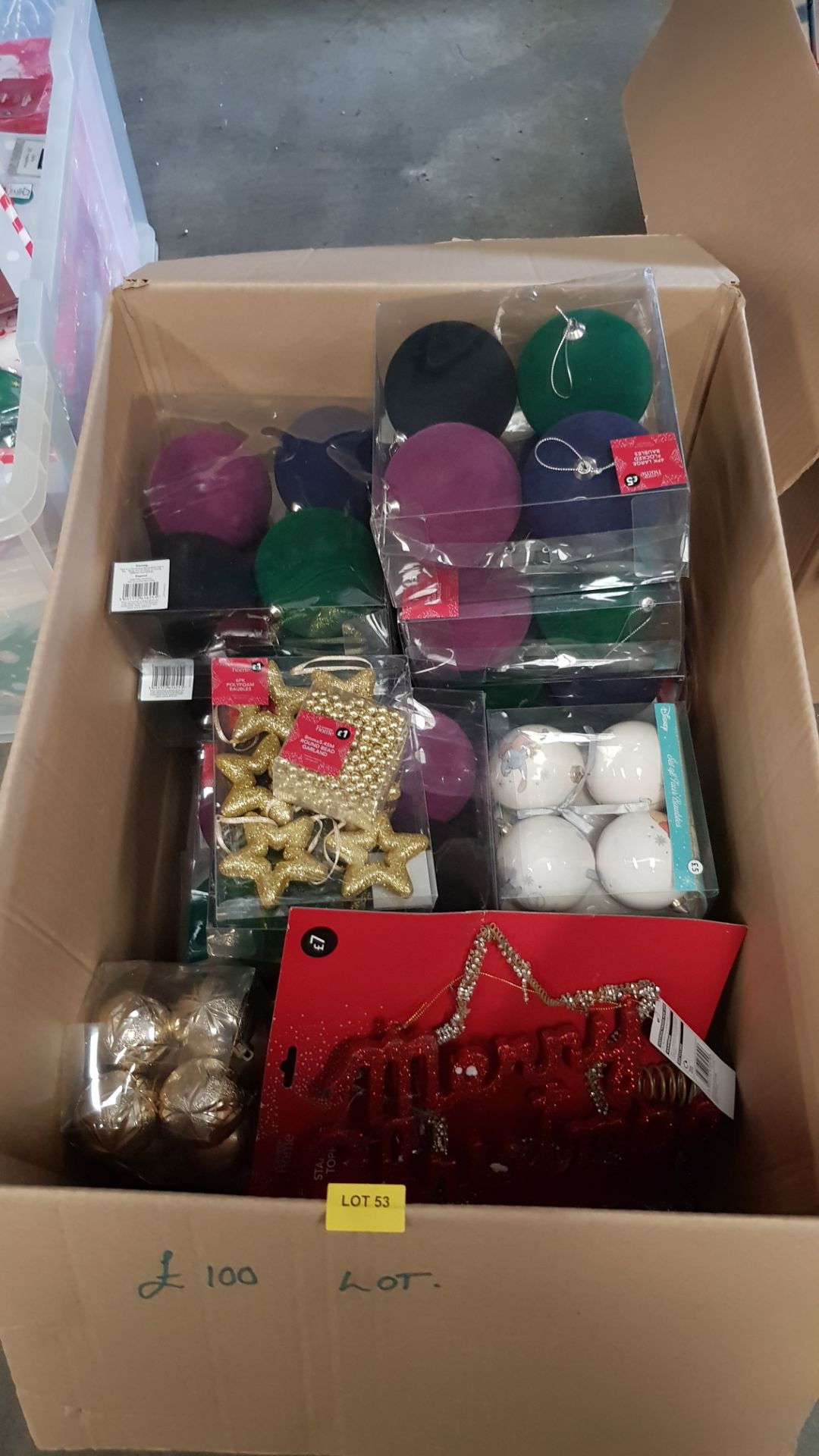 (53/1D) Lot RRP £100. Mixed Christmas Items To Include 11x 4PK Large Flocked Baubles RRP £5 Each.... - Image 3 of 10