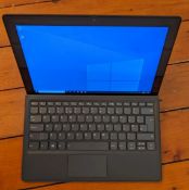 Lenovo IdeaPad Miix 520-12IKB Windows 11 2 in 1 12” FHD Core i5 8250U 8GB 256GB SSD Webcam Office