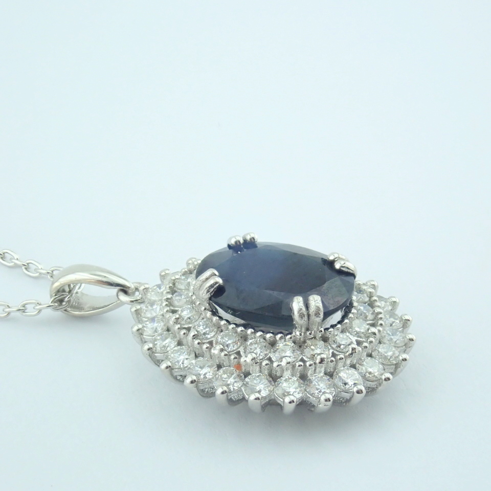 Certificated 14K White Gold Diamond & Sapphire Necklace / Total 3.15 ct - Image 3 of 9