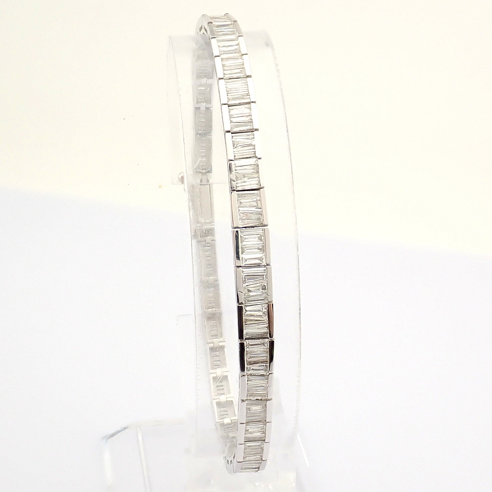 Certificated 14K White Gold Diamond Bracelet (Total 3.19 ct Stone) - Image 6 of 8