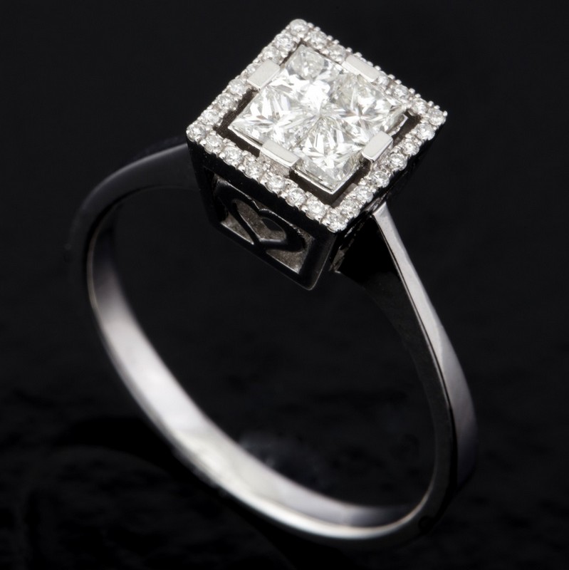 Certificated 14K White Gold Diamond Ring / Total 0.47 ct - Image 2 of 8