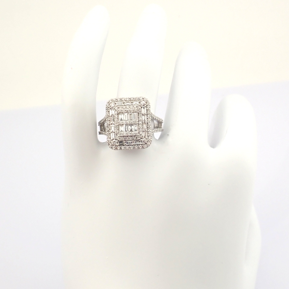 Certificated 14K White Gold Diamond Ring (Total 1.25 ct Stone) - Image 8 of 8
