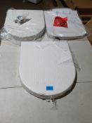 3 x Mixed Toilet Seats