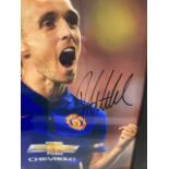 Signed framed image of 'Darren Fletcher' playing for Manchester United Football Club with COA