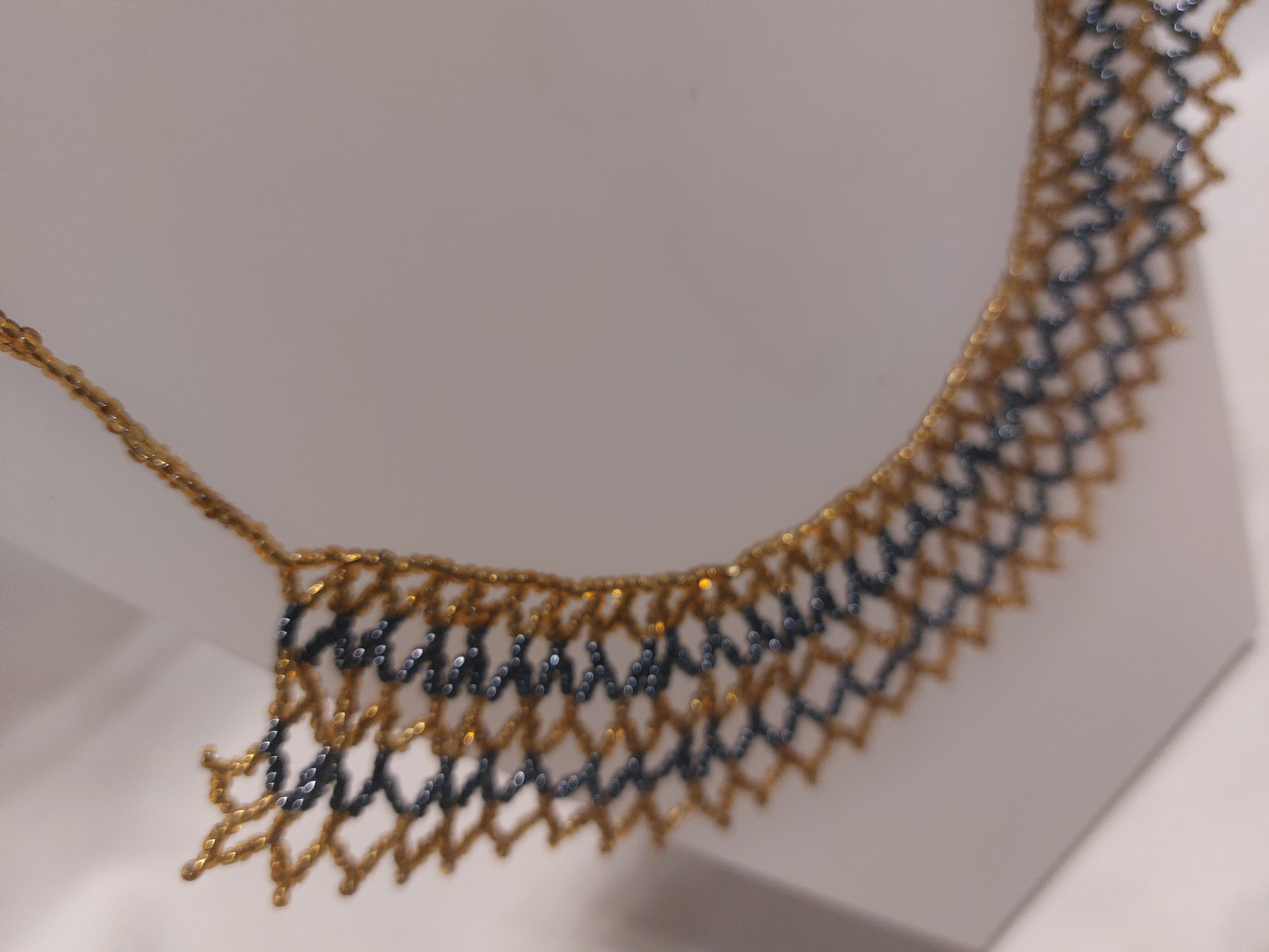Handmade in Egypt Beaded Collar/Necklace. Blue and Gold - Bild 4 aus 4