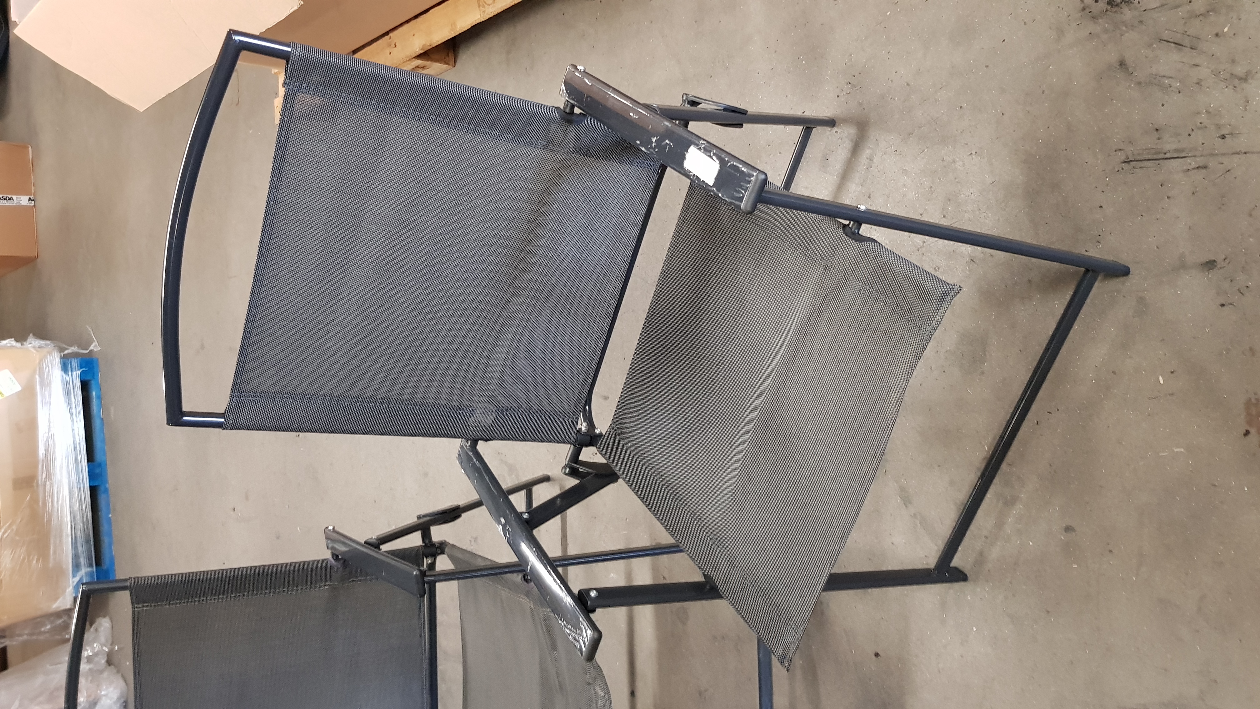 Title: (141/6B) Lot RRP £150. 6x Miami Black Folding Chair Charcoal RRP £25 Each. Dimensions: (71 - Image 5 of 6