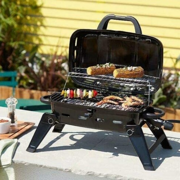 Title: (149/7F) Lot RRP £200. Camping Lot _ 8x Items. 1x Uniflame Portable Charcoal Grill RRP £45.