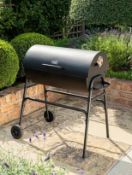 Title: (51/7M) RRP £80. Uniflame 75cm Charcoal BBQ Grill. Can Cook Up To 20 Burgers At A Time. 70.